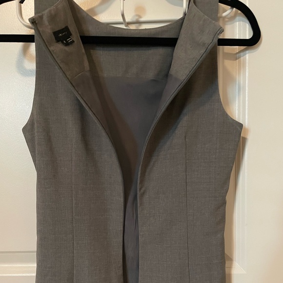 Theory Grey Sheath Dress - Picture 7 of 7